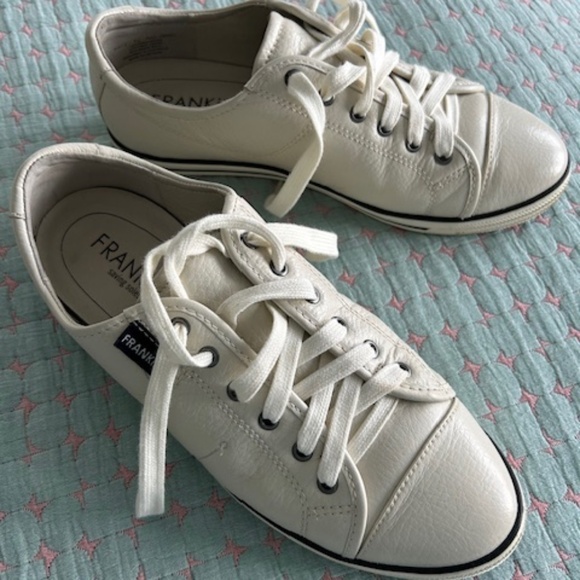 Frankie 4  White Tumbled Sneaker - Picture 1 of 4